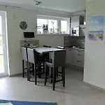 Reetdachhaus We 01 