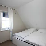 Reetdachhaus We 01 