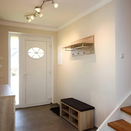 Reetdachhaus We 01 
